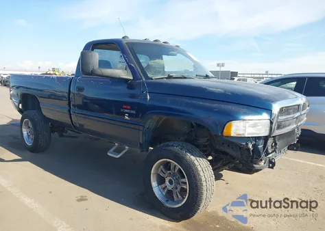 2001 Dodge Ram 2500 St from USA, damaged, VIN 3B7KF26681M252561